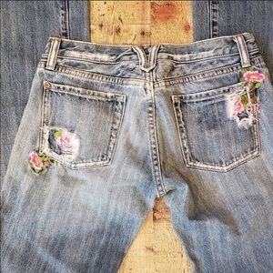 Embroidered Miss Me jeans, size 28
